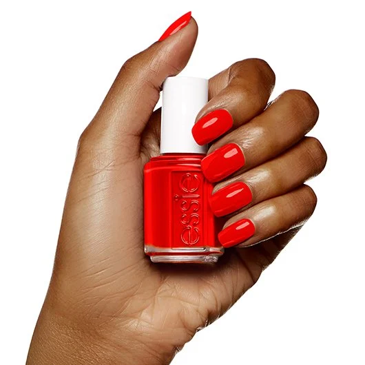 essie enamel aperitif on hand 3